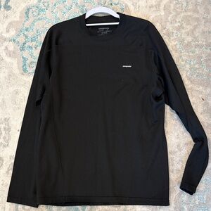 Patagonia Men's Black Long Sleeve Shirt